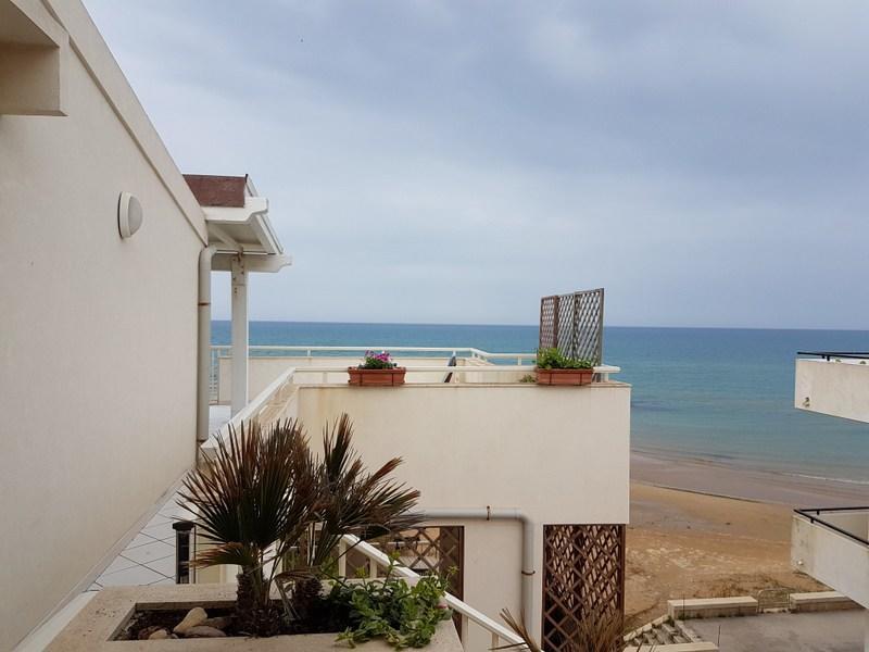 Terrazzo Sul Mare Daire Donnalucata  Dış mekan fotoğraf